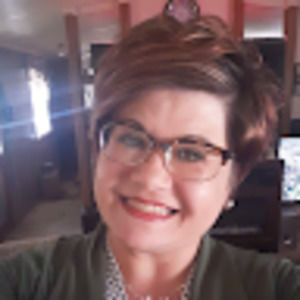 Meet your Posher, Candace